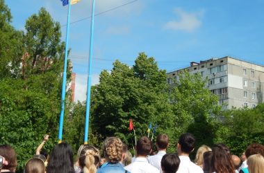 Теперь для них открыты горизонты! Праздник последнего звонка в школах Корабельного района (ВИДЕО) | Корабелов.ИНФО image 58