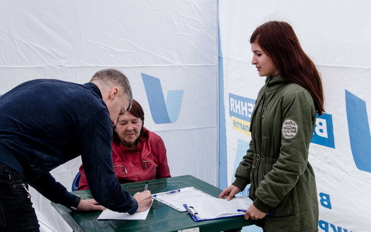 Сбор подписей в поддержку закона за увеличение пенсий и льгот для чернобыльцев проходит и в Николаеве | Корабелов.ИНФО image 7