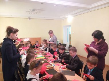 "Не стерти пам'яті рокам!" - історична "мандрівка" для читачів дитячої бібліотеки в Корабельному районі | Корабелов.ИНФО image 3