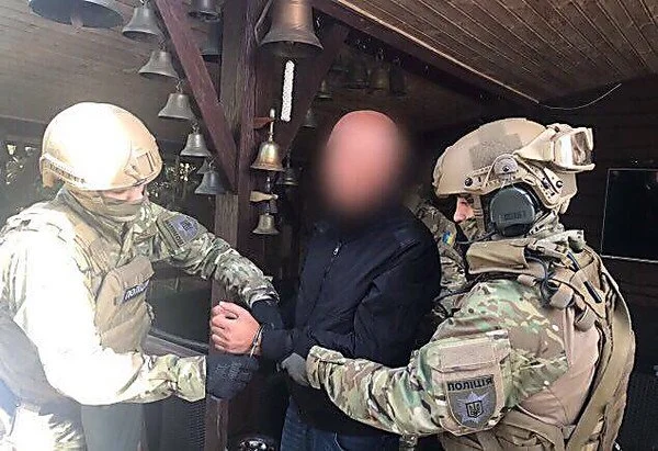 Нацполиция и военная прокуратура провели масштабную операцию: задержаны 23 экс-начальника налоговых органов (Видео) | Корабелов.ИНФО