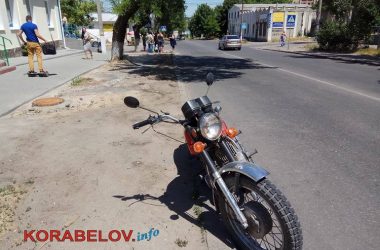 ДТП в Корабельном: сбитого мотоциклистом ребенка увезла "скорая" | Корабелов.ИНФО image 4