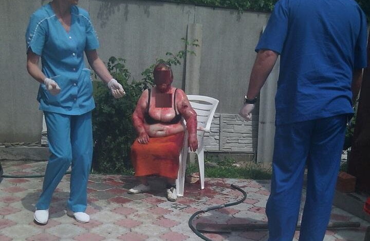 Для спасения женщины, которую разрывала собака, патрульным пришлось применить табельное оружие | Корабелов.ИНФО