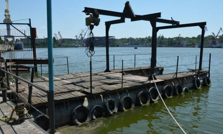 В Николаеве рыбинспектор при задержании прыгнул в воду вместе со взяткой | Корабелов.ИНФО