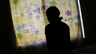 12 лет рабства... В Николаеве 7-летнюю девочку родная бабушка отдала ромам | Корабелов.ИНФО