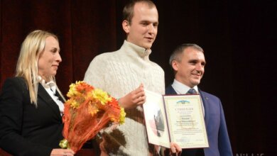«Звал Путина, а получил стипендию»: в Николаеве разразился скандал из-за стипендиата мэрии | Корабелов.ИНФО