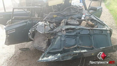 На трассе в Витовском районе «ВАЗ» лоб в лоб столкнулся с иномаркой - пострадало три человека | Корабелов.ИНФО image 1