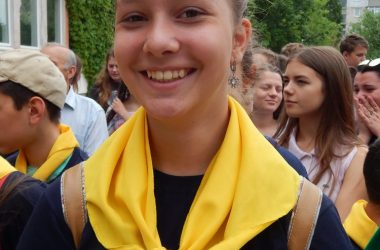 Верных сынов Украины Ольжича и Мыслу почтили в школе №1 во время закрытия языково-патриотического лагеря (ВИДЕО) | Корабелов.ИНФО image 10