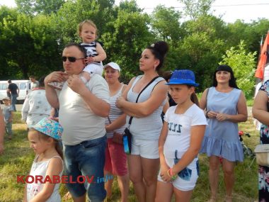 "У любви во власти": встречая праздник Купала, в Корабельном веселились, освещая наперед "общий путь" (ВИДЕО) | Корабелов.ИНФО image 10