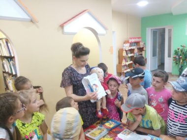 Літо – ідеальний час, щоб побалувати себе цікавою книгою: для дітей Корабельного стартували "Змагання у Книжковій країні" | Корабелов.ИНФО image 3