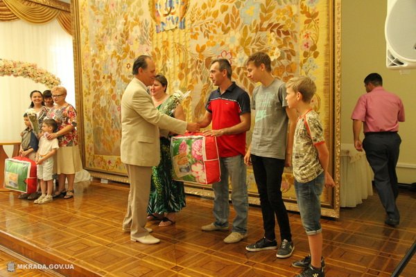 В Николаеве чествовали многодетных матерей. Подарки получили и две женщины из Корабельного района | Корабелов.ИНФО image 5