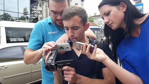 Два "маршрутника" в Миколаєві побили журналіста після того, як він зняв на відео порушення ПДР | Корабелов.ИНФО