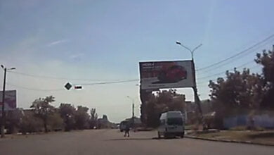 "Маршрутка" в Корабельном районе дважды проехала на красный сигнал светофора | Корабелов.ИНФО