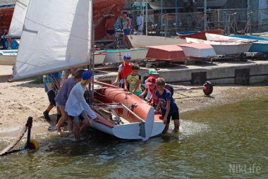 В Николаеве в честь Дня ВМС стартовала регата, в которой участвуют дети | Корабелов.ИНФО image 7