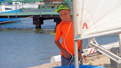 В Николаеве в честь Дня ВМС стартовала регата, в которой участвуют дети | Корабелов.ИНФО image 1