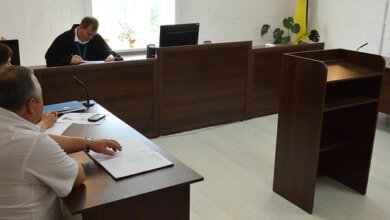 Мэр Николаева Сенкевич не явился в суд на рассмотрение составленного на него протокола о коррупции | Корабелов.ИНФО