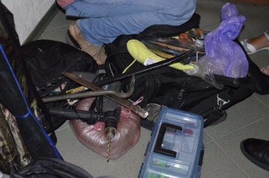 Поліцейські затримали групу квартирних крадіїв з Грузії, що "обчищали" домівки у різних районах Миколаєва (ВІДЕО) | Корабелов.ИНФО image 14