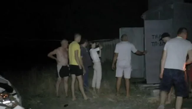 Балабановка в ночь на субботу, 12 августа, осталась без света — пьяный водитель снес трансформатор | Корабелов.ИНФО image 1