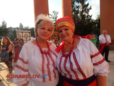 "Венок Украине сплетаю из талантов родного края", - в Корабельном отпраздновали День Независимости страны (ВИДЕО) | Корабелов.ИНФО image 13