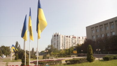 "Украинцы, мы - не декорация!" - поколение Z в Корабельном напомнило о себе в День Флага Украины (ВИДЕО) | Корабелов.ИНФО image 6