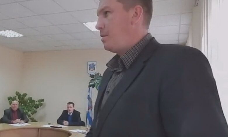 Пойманный на взятке подполковник - экс-заместитель начальника Корабельного райотдела полиции Виталий Данич (ВИДЕО) | Корабелов.ИНФО image 1