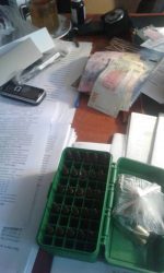 Задержан на взятке полковник, заставлявший полицейских выставлять «прейскурант» для получающих разрешение на оружие | Корабелов.ИНФО image 4