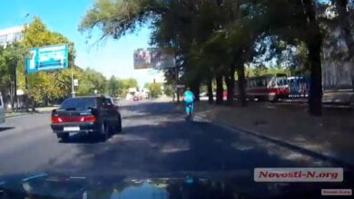 На красный, со скоростью 100 км/ч. Как ездят по проспекту Богоявленскому в Николаеве (ВИДЕО) | Корабелов.ИНФО
