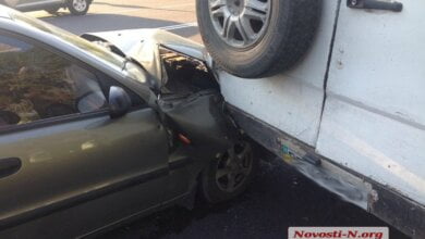 На проспекте Богоявленском столкнулись три автомобиля | Корабелов.ИНФО образ 3