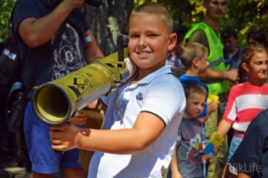 Первый заработок, масса эмоций... Дети от 2-х лет в Николаеве выбирали себе будущую работу на фестивале «Місто професій» | Корабелов.ИНФО image 3