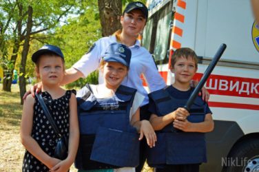 Первый заработок, масса эмоций... Дети от 2-х лет в Николаеве выбирали себе будущую работу на фестивале «Місто професій» | Корабелов.ИНФО image 12