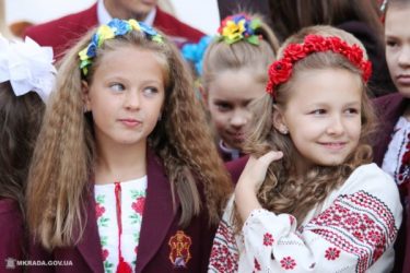 "Я вижу проблемы, которые необходимо исправить", - Сенкевич посетил линейку в Николаевской школе № 14 | Корабелов.ИНФО image 1