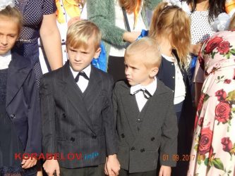 Оберег, Винни-Пух, семейные галстуки... Школа в Корабельном отмечает свой 65-летний юбилей (ВИДЕО) | Корабелов.ИНФО image 19