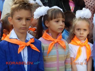 Оберег, Винни-Пух, семейные галстуки... Школа в Корабельном отмечает свой 65-летний юбилей (ВИДЕО) | Корабелов.ИНФО image 10