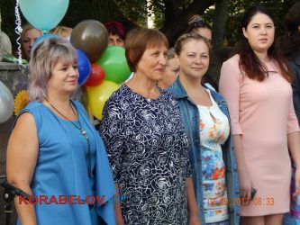 Оберіг, Вінні-Пух, родинні галстуки... Школа у Корабельному відзначає свій 65-річний ювілей (ВІДЕО) | Корабелов.ИНФО image 27