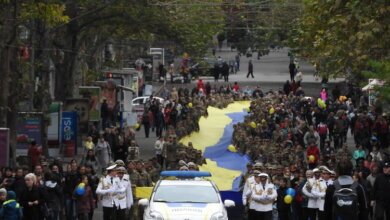 Военный парад, 300-метровый флаг, открытие мемориала погибшим участникам АТО: День защитника Украины в Николаеве | Корабелов.ИНФО image 30