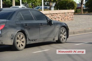 В центре Николаева «БМВ» на литовских номерах сбил женщину на «зебре» | Корабелов.ИНФО image 8