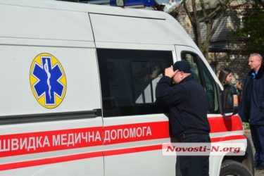 В центре Николаева "БМВ" на литовских номерах сбил женщину на "зебре" | Корабелов.ИНФО image 9