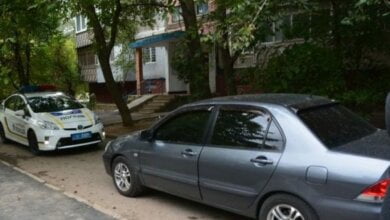 Сдавая назад, автомобиль в Николаеве сбил 82-летнего пешехода | Корабелов.ИНФО image 1