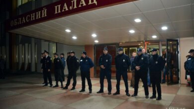 Активисты пытались сорвать концерт Сергея Бабкина в Николаеве (ВИДЕО) | Корабелов.ИНФО