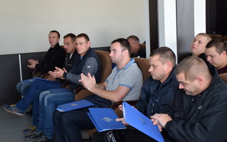 "Ника-Тера" поздравила своих работников и сотрудниц Корабельного военкомата с Днем защитника Украины | Корабелов.ИНФО image 4