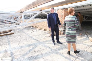 В школе № 40 продолжают капитально ремонтировать крышу, ее ученики уже вернулись из "вечерки" в родные стены | Корабелов.ИНФО образ 3