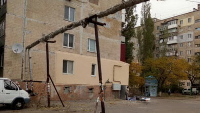 За две недели "тепловики" так и не устранили аварийную ситуацию возле многоэтажных домов в Корабельном районе | Корабелов.ИНФО image 5