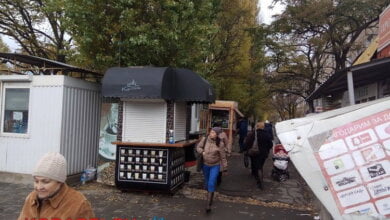 На округе депутата от "Самопомощи" в Корабельном районе появились новые будки - прямо на тротуаре | Корабелов.ИНФО image 2