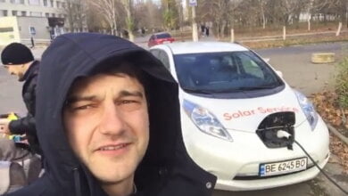 Зарядка электромобилей в Корабельном районе оказалась не для всех (ВИДЕО) | Корабелов.ИНФО