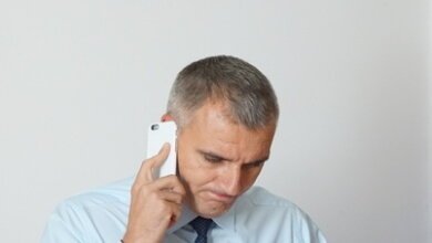 Сенкевич испугался "давления" Макарьяна во время загрязнения акватории пляжа в Корабельном районе | Корабелов.ИНФО