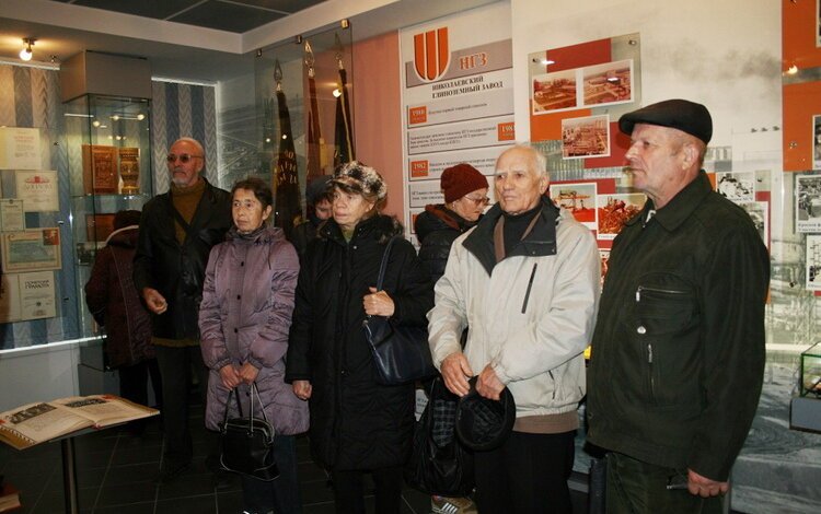 "Но в жизни перелом: кое-что пошло на слом", - ветераны Корабельного района в гостях у НГЗ | Корабелов.ИНФО образ 2