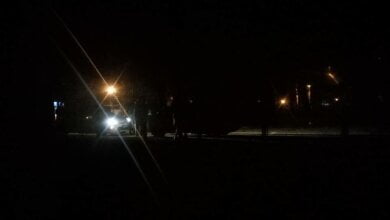 "Ночью целый час пьяные орали под окнами. А полиция курила в сторонке", - жительница Корабельного района | Корабелов.ИНФО