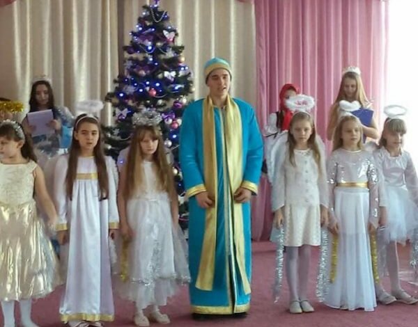 Школярі з Корабельного району подарували свято вихованцям дитячого садка | Корабелов.ИНФО image 1