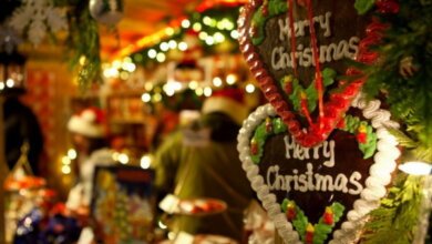 "Бред это всё" или "Чем больше, тем лучше!" - мнения жителей Корабельного района о праздновании Рождества 25 декабря | Корабелов.ИНФО