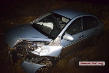 Такси упало в окоп, вырытый у блокпоста в Витовском районе: девушка-пассажир - в больнице | Корабелов.ИНФО image 5