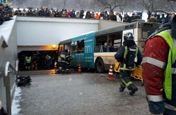 В Москве автобус въехал в толпу: пять погибших. ВИДЕО | Корабелов.ИНФО image 1